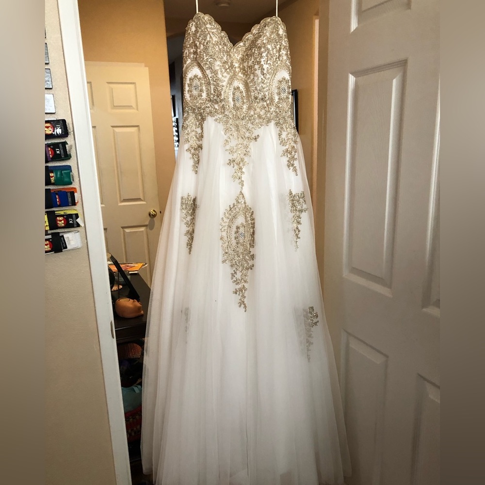 Elegant Strapless White and Gold Dress